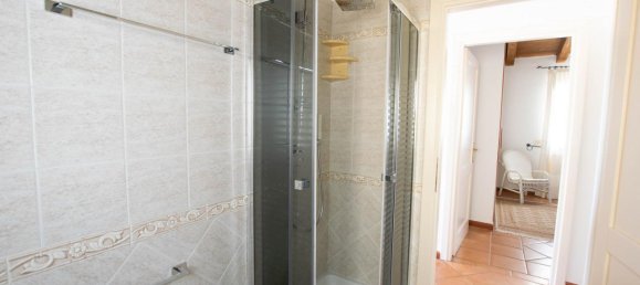 Дом с 3 комнатами в Гольфо Аранчи, Италия № 233858 3