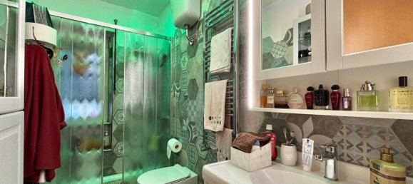 2 bedrooms Apartment in Rome, Italy No. 273328 19