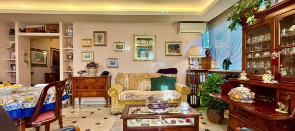 2 bedrooms Apartment in Rome, Italy No. 273328 8