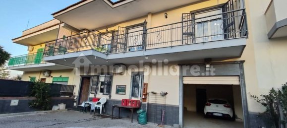5 bedrooms Villa in Giugliano in Campania, Italy No. 119434 2
