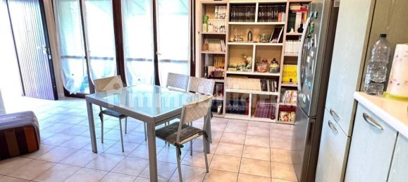 Apartamento de 2 dormitorios en Podenzano, Italy No. 346793 8