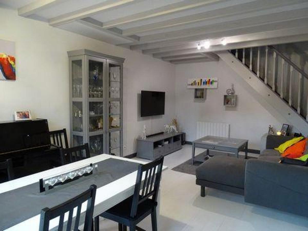 Дом с 3 спальнями в Сомюр, Франция № 32435