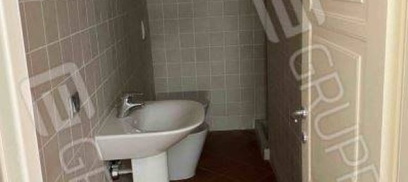 3 bedrooms Apartment in Ferrara, Italy No. 25082 22