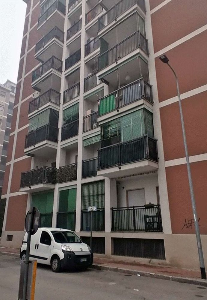 2 rooms Apartment in San Giuliano Milanese, Italy No. 33904