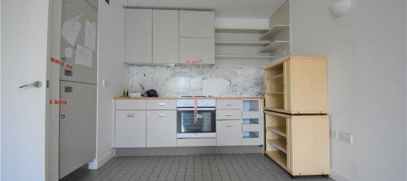 Apartamento T1 em London, United Kingdom N.º 7788 3