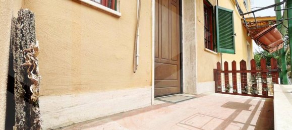 Apartamento de 2 habitaciónes en Rome, Italy No. 28375 4