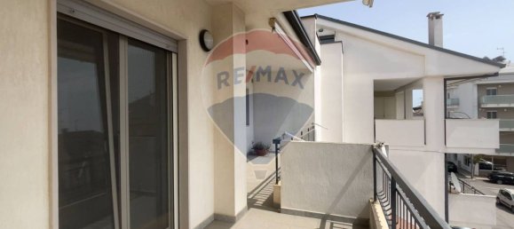 3 Schlafzimmer Haus in Santeramo in Colle, Italy, Nr. 149278 18