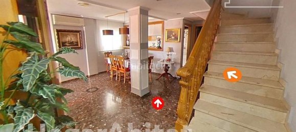 4 bedrooms Penthouse in Mislata, Spain No. 114113 2