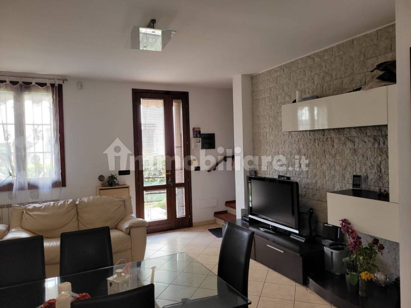 Villa de 3 dormitorios en Ravenna, Italy No. 357627