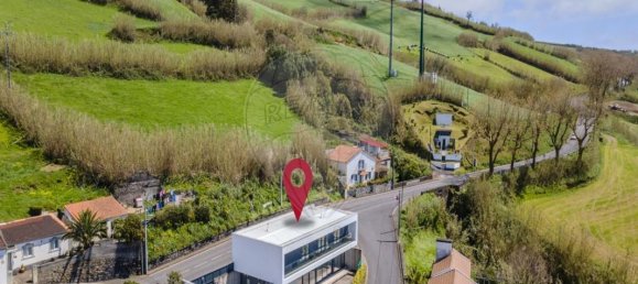 4 Schlafzimmer Haus in Ponta Delgada, Portugal, Nr. 45973 10