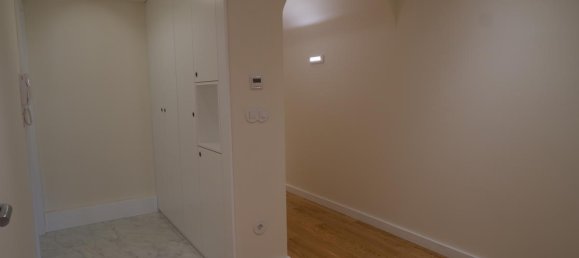 3 bedrooms Condo in Porto, Portugal No. 6770 6