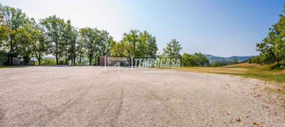 3 bedrooms House in Maranello, Italy No. 338714 9