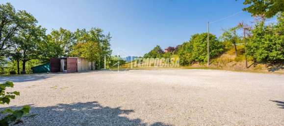 3 bedrooms House in Maranello, Italy No. 338714 10