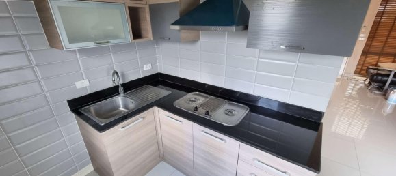 Бунгало с 3 спальнями в Бангкок, Таиланд № 25381 11