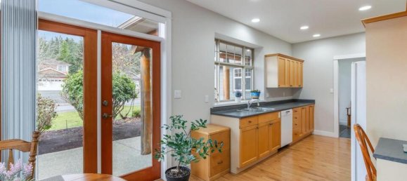 4 Schlafzimmer Haus in British Columbia, Canada, Nr. 1197 6