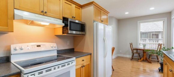 4 Schlafzimmer Haus in British Columbia, Canada, Nr. 1197 4