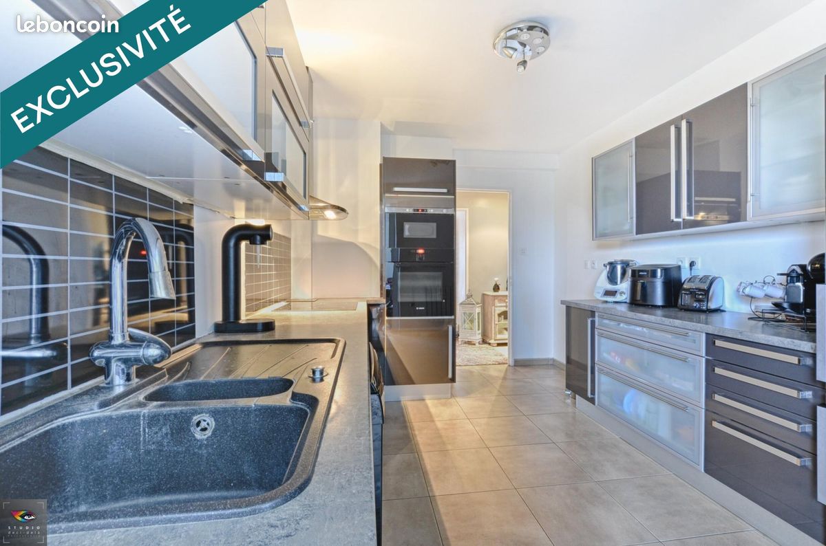 4 bedrooms Apartment in Metz, France No. 233887