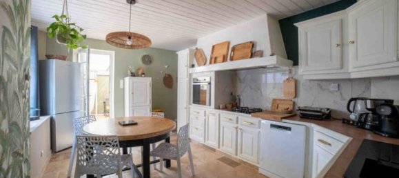 4 Schlafzimmer Haus in Sainte-Gemme-la-Plaine, France, Nr. 287116 2