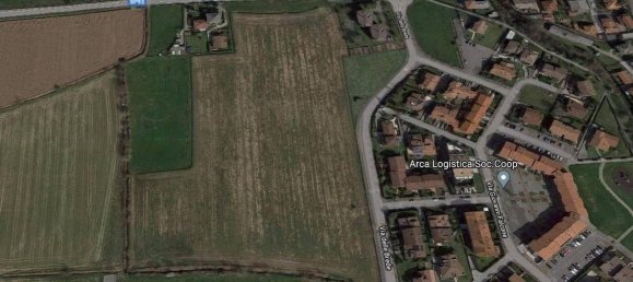 610m² Land in Calcinate, Italy No. 73751 4