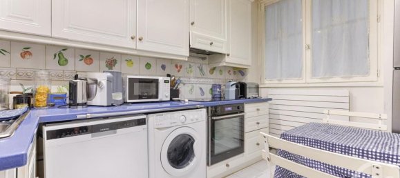 2 bedrooms Apartment in Paris, France No. 180069 8