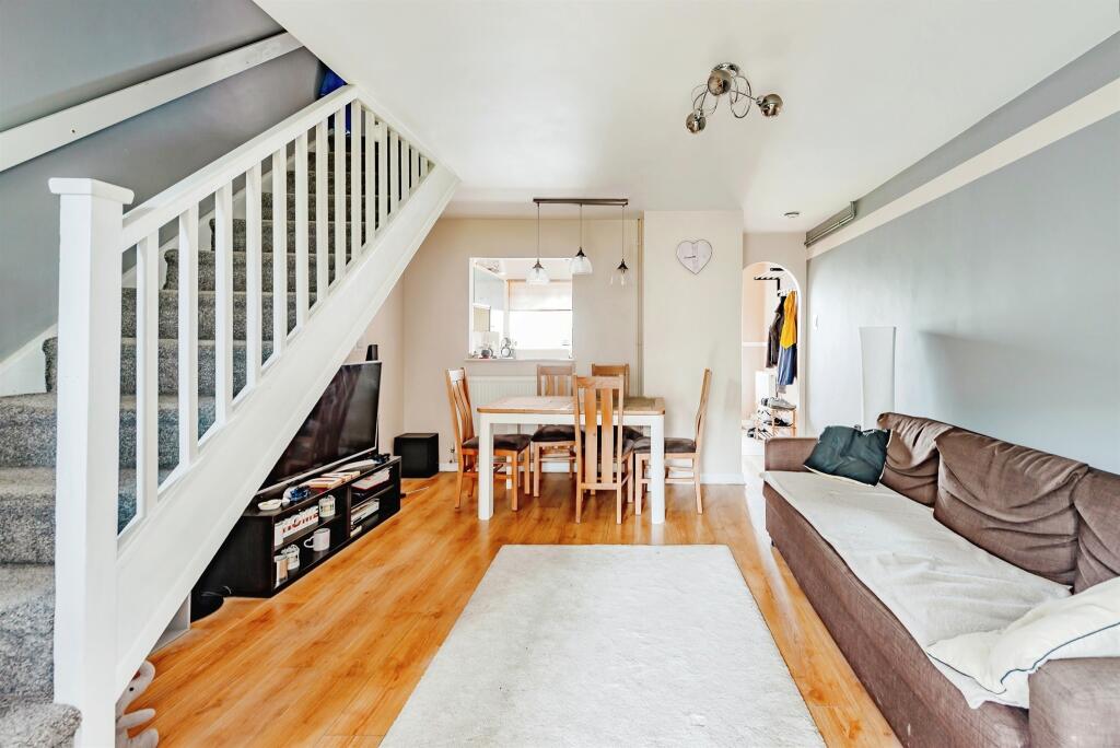 2 غرف نوم منزل في Crawley, United Kingdom رقم 6281