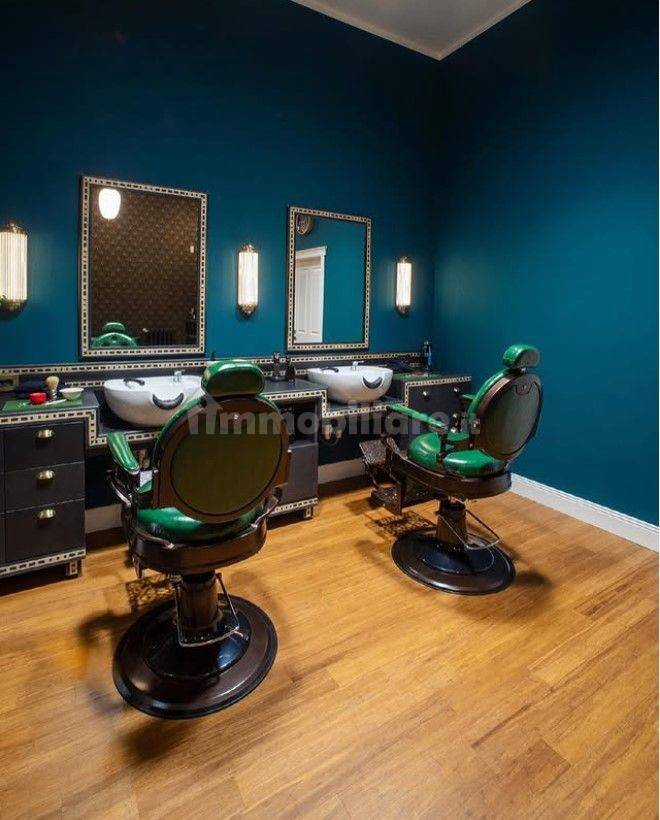 2 rooms Commercial property in Milan, Italy No. 372178