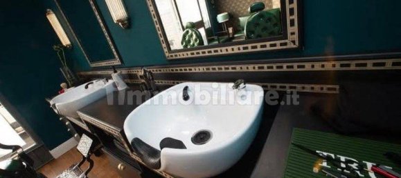 2 rooms Commercial property in Milan, Italy No. 372178 5