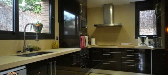 4 bedrooms Villa in Caldes d'Estrac, Spain No. 63 10