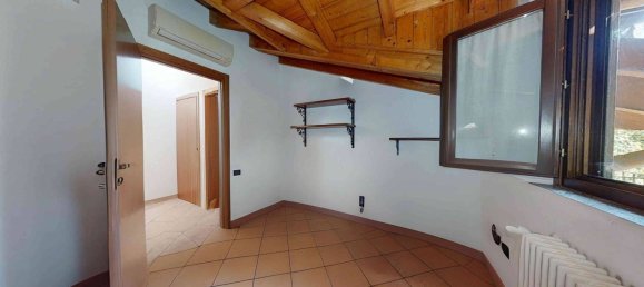 Duplex T3 em Tradate, Italy N.º 361318 26