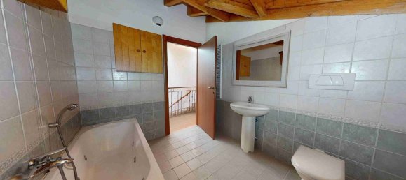 Duplex T3 em Tradate, Italy N.º 361318 28