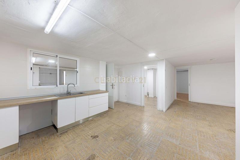 Офис 452м² в Сант-Андреу, Испания № 203891