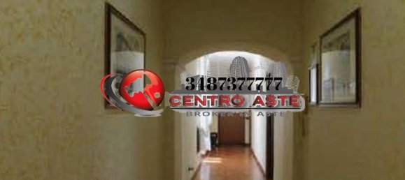 3 rooms Apartment in Rome, Italy No. 16962 3