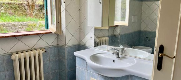 Apartamento de 3 dormitorios en Soriano nel Cimino, Italy No. 54768 13