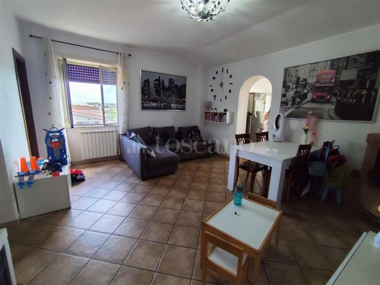 Apartamento de 3 dormitorios en Fiumicino, Italy No. 325370