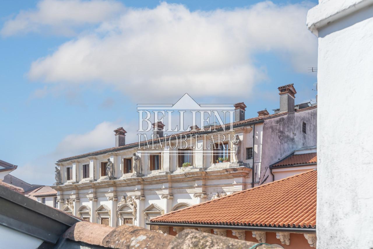 4 rooms Penthouse in Vicenza, Italy No. 2138