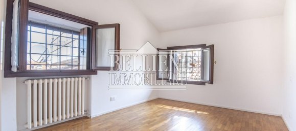 4 rooms Penthouse in Vicenza, Italy No. 2138 11