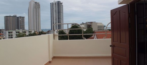 4 Schlafzimmer Cafe / Restaurant in Bang Lamung, Thailand, Nr. 1909 23