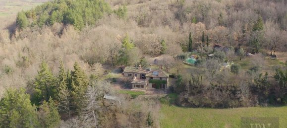 12 rooms House in Monterchi, Italy No. 48891 3