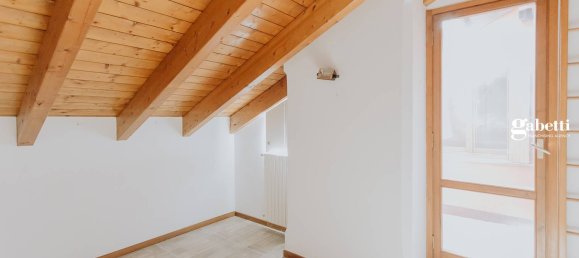 2 bedrooms Penthouse in Merate, Italy No. 5800 20