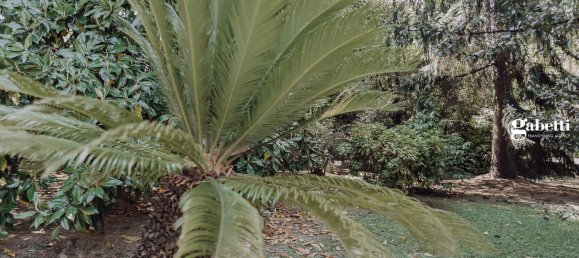 2 bedrooms Penthouse in Merate, Italy No. 5800 4