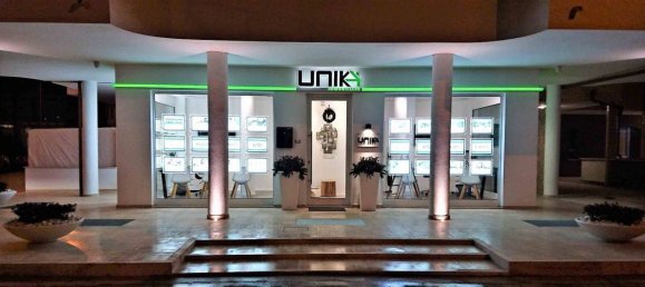 91m² Commercial property in Porto San Giorgio, Italy No. 202202 2