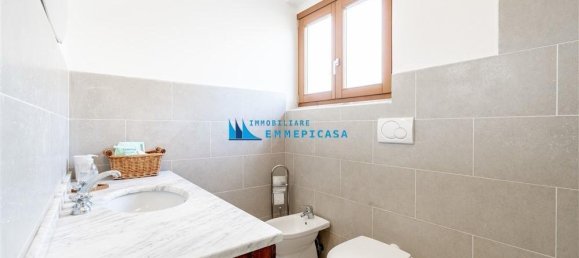 6 غرف نوم فيلا في Montignoso, Italy رقم 216468 28