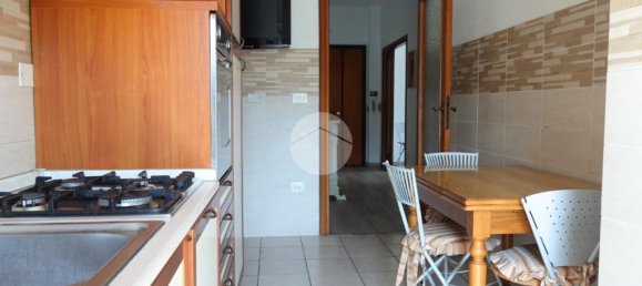 2 bedrooms Apartment in Terni, Italy No. 361640 2