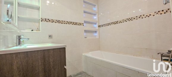 4 bedrooms House in Bussy-Saint-Georges, France No. 323449 14