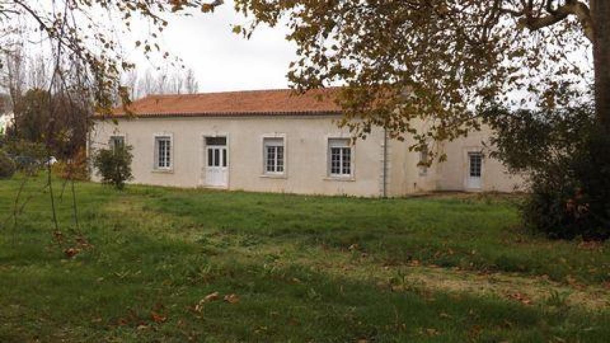 5 chambres Maison à Marennes, France No. 30795