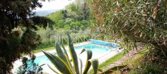 Дом с 5 комнатами в Уццано, Италия № 231732 14