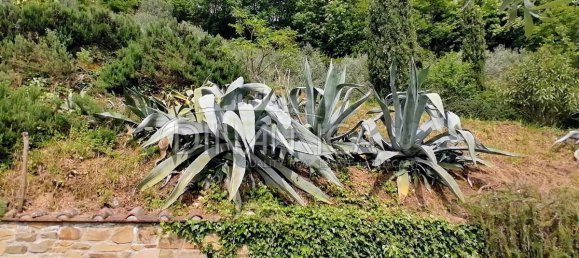 Дом с 5 комнатами в Уццано, Италия № 231732 11