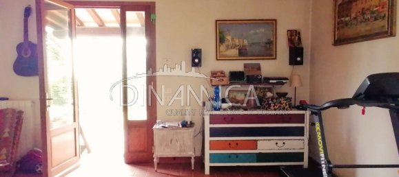 Дом с 5 комнатами в Уццано, Италия № 231732 47