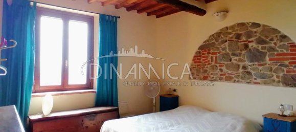 Дом с 5 комнатами в Уццано, Италия № 231732 25