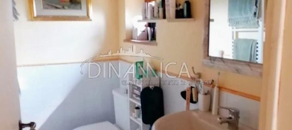 Дом с 5 комнатами в Уццано, Италия № 231732 31